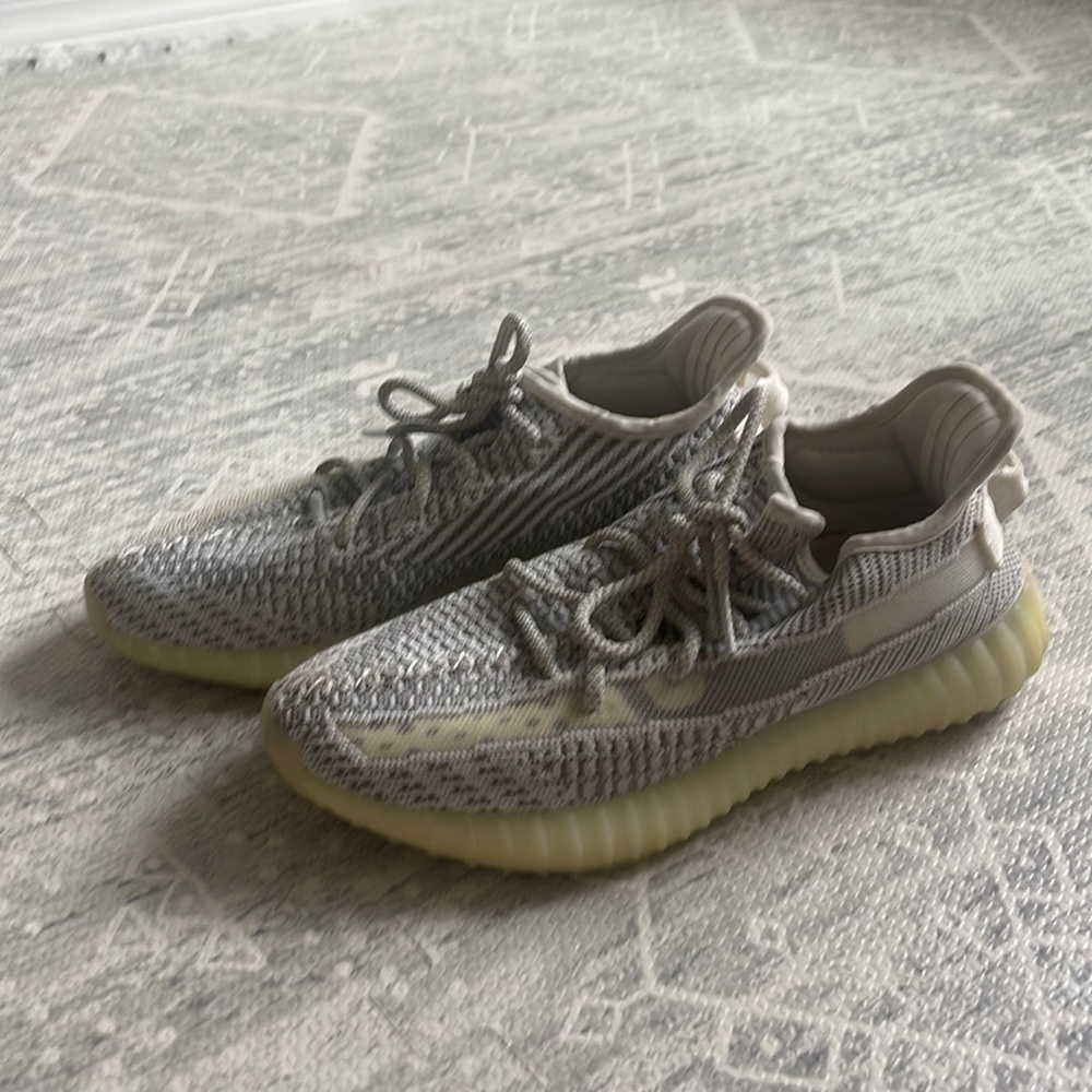 Adidas Yeezy Boost 350 V2